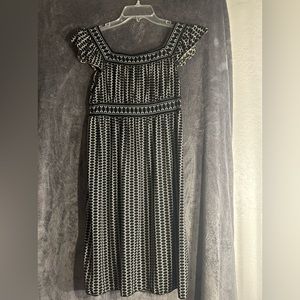 Max Studio SM empire waist dress with cap sleeves 24 in waist to hem